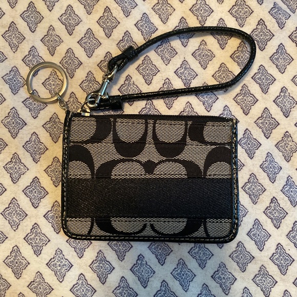 Coach Handbags - Coach coin purse/card holder